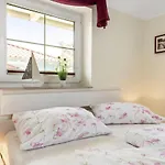 Am Bahndamm _haus Meerblick_ זינקסט