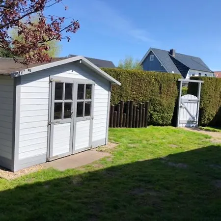 Am Bahndamm _haus Meerblick_ *